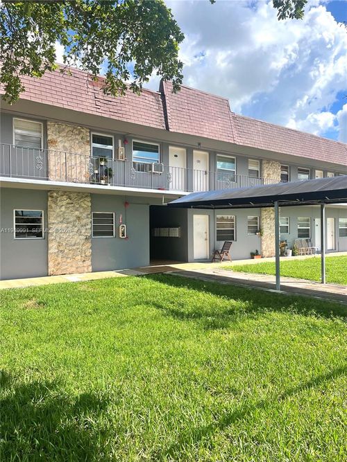 106-9375 Sw 40th Ter, Miami, FL, 33165 | Card Image