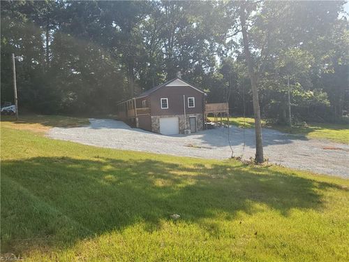 1404 Wright Country Rd, Ramseur, NC, 27316-8682 | Card Image