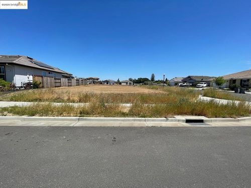 771 Graf Way, Winters, CA, 95694 | Card Image