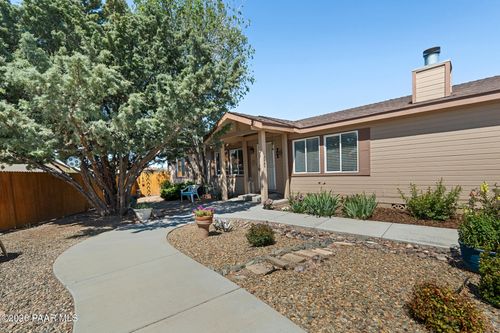 858 Sycamore Ln, Chino Valley, AZ, 86323-7496 | Card Image