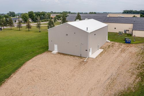 541 8th St E, Hector, MN, 55342-1003 | Card Image