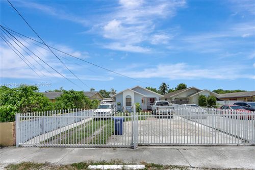 15803 Nw 47th Ave, Miami Gardens, FL, 33054-6074 | Card Image