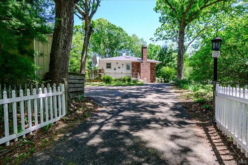 53 Ehrhardt Way, Islandia, NY, 11749-1565 | Card Image