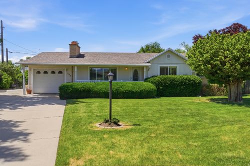 148 E Tennyson Ave, Sandy, UT, 84070-0129 | Card Image