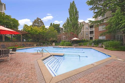 apt-338-2025 Woodmont Blvd, Nashville, TN, 37215-1576 | Card Image
