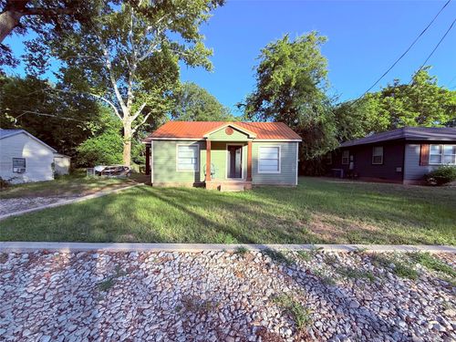 917 Sherrill St, Winnsboro, TX, 75494-2207 | Card Image