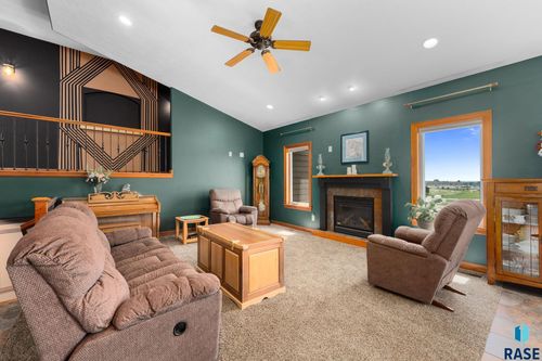 1516 N Maynard Ln Lane, Sioux Falls, SD, 57110 | Card Image