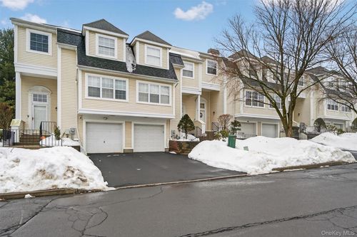 22d-119 Delafield Ln, Newburgh, NY, 12550-2578 | Card Image