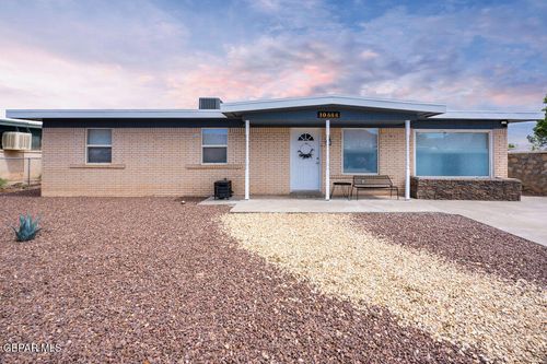 10444 Kendall St, El Paso, TX, 79924-2442 | Card Image