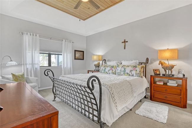 APT-13 - 6121 Se Landing Way, Condo with 3 bedrooms, 2 bathrooms and null parking in Stuart FL | Image 28