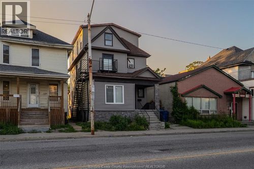 446 Wyandotte St W, Windsor, ON, N9A5X4 | Card Image
