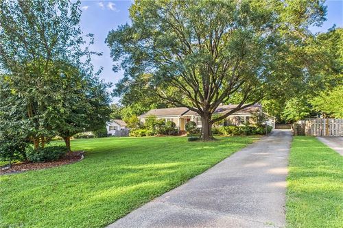 3912 Madison Ave, Greensboro, NC, 27410-6018 | Card Image
