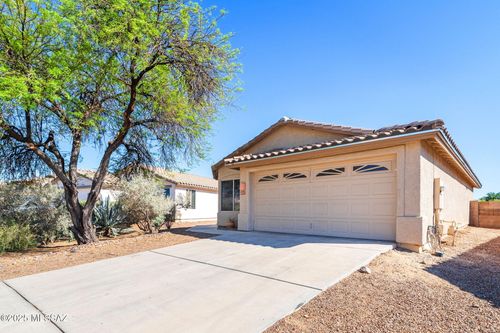 8945 N Velvet Mesquite Pl, Tucson, AZ, 85742-4525 | Card Image