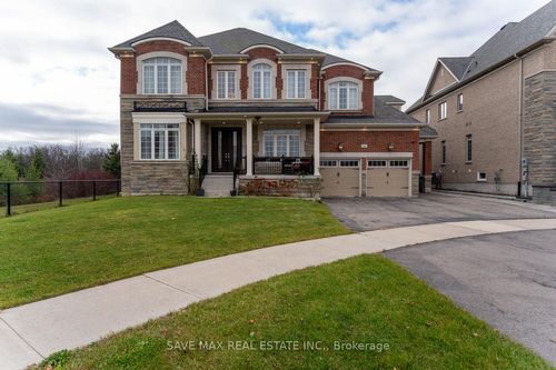 16 Layton St, Brampton, ON, L6P4H4 | Card Image