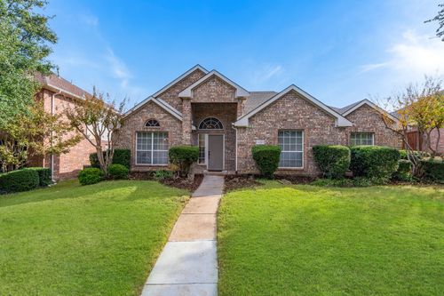 4220 Oak Grove Dr, Carrollton, TX, 75010-1217 | Card Image