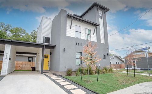 918 S Olive St, San Antonio, TX, 78210-1982 | Card Image
