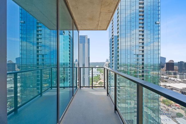 UNIT-3401 - 84 N Interstate 35, Condo with 2 bedrooms, 2 bathrooms and null parking in Austin TX | Image 25