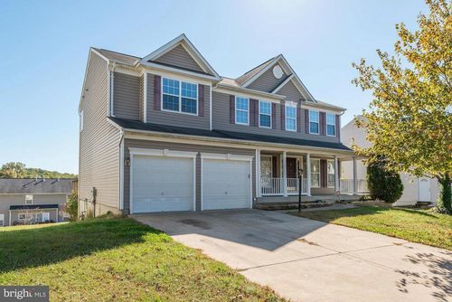2768 Myrtlewood Dr, DUMFRIES, VA, 22026-4575 | Card Image