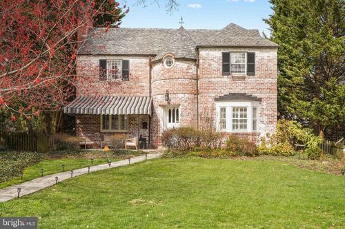 212 Saint Dunstans Rd, BALTIMORE, MD, 21212-3407 | Card Image