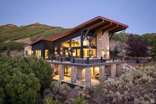 836 Canyon Gate Rd, Park City, UT, 84098-4965 | Card Image