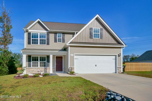697 Poppleton Dr, Hampstead, NC, 28443-5805 | Card Image
