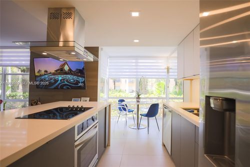 apt-131-210 172nd St, Sunny Isles Beach, FL, 33160-3421 | Card Image