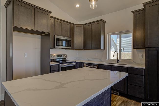 4636 Shale Cir, House other with 4 bedrooms, 3 bathrooms and null parking in Mills WY | Image 13