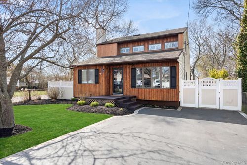 38 Aster Avenue, Brookhaven, NY, 11742 | Card Image