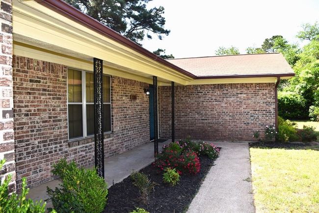 120 Donniebrook St, House other with 3 bedrooms, 2 bathrooms and 2 parking in Palestine TX | Image 24