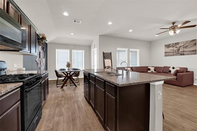23506 Harrow Field Ln, House other with 3 bedrooms, 2 bathrooms and null parking in Spring TX | Image 9