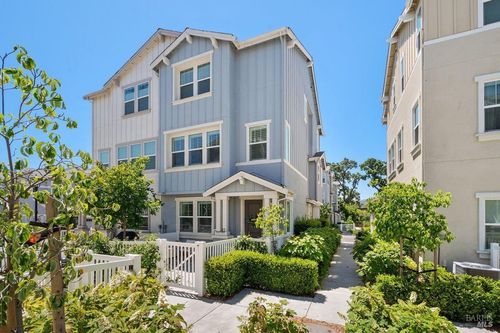 13 Idro Way, Novato, CA, 94945-1868 | Card Image