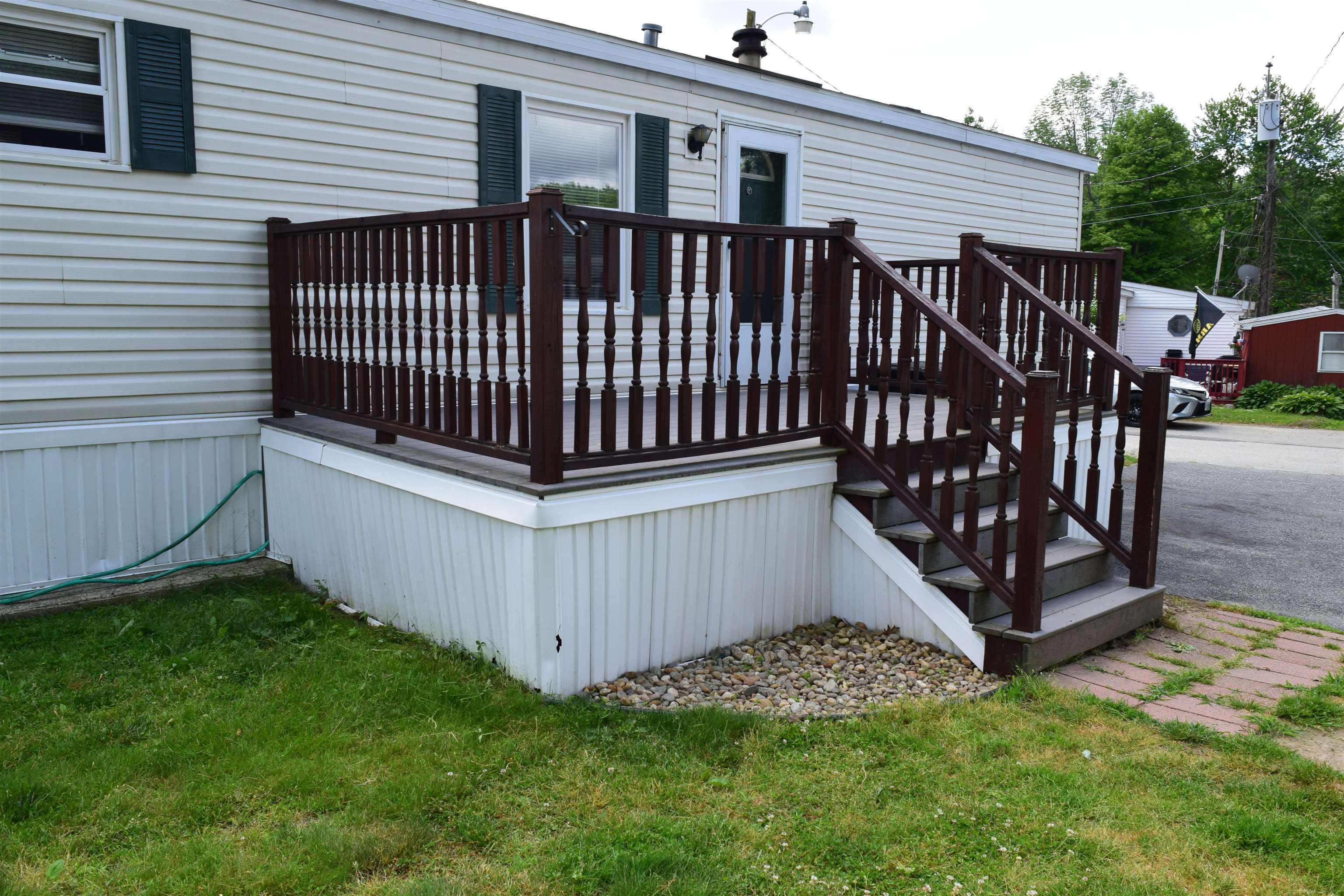 Front St, Hudson, NH 03051