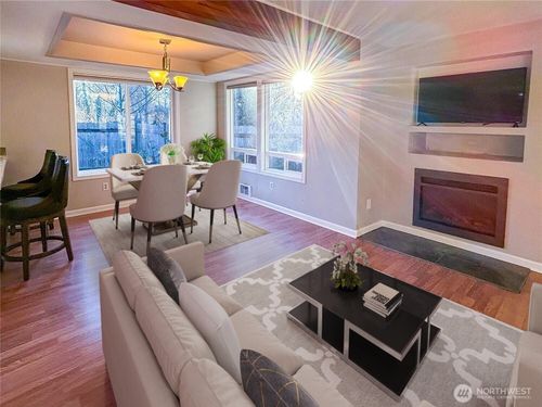 18528 20th Drive Se, Bothell, WA, 98012 | Card Image