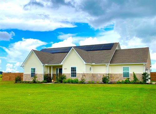 2897 Settlers Way Dr, Sealy, TX, 77474-2057 | Card Image
