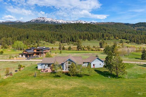 319 Otter Pond Ct, McCall, ID, 83638-4707 | Card Image