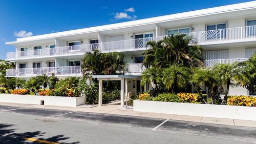 apt-203-855 Dahlia Ln, Vero Beach, FL, 32963-1997 | Card Image