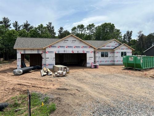 11401 36th Ave, Chippewa Falls, WI, 54729-7402 | Card Image