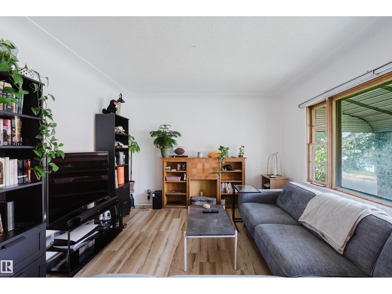 Residential in Edmonton 3