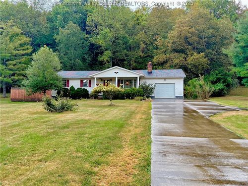 308 Greenbrier Ests, Point Pleasant, WV, 25550-9435 | Card Image