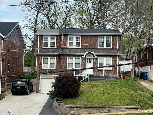 7339 Arlington Dr, Richmond Heights, MO, 63117-2217 | Card Image