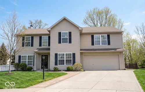 13599 Sweet Briar Pkwy, Fishers, IN, 46038-5566 | Card Image
