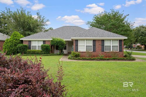163 Oakwood Ave, Fairhope, AL, 36532-3661 | Card Image