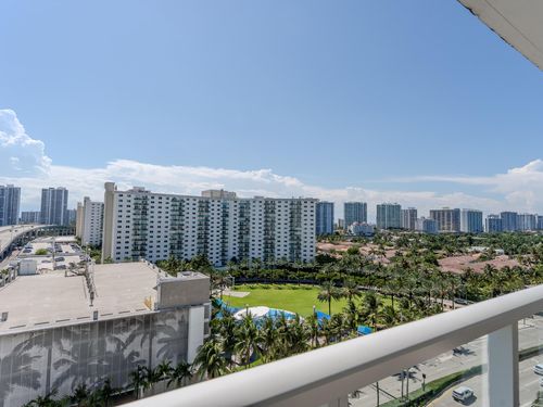 1038-19201 Collins Ave, Sunny Isles Beach, FL, 33160-2202 | Card Image