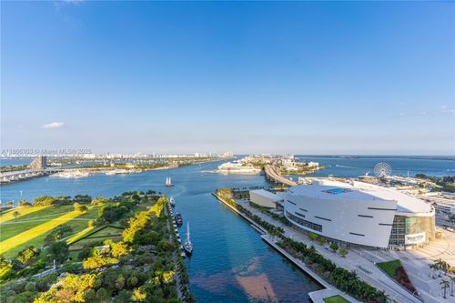 apt-3003-900 Biscayne Blvd, Miami, FL, 33132-1566 | Card Image