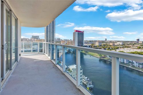 1806-3800 S Ocean Dr, Hollywood, FL, 33019 | Card Image