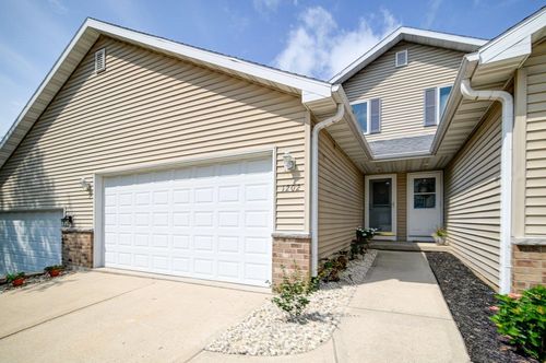 1202 Enterprise Dr, Verona, WI, 53593-2032 | Card Image