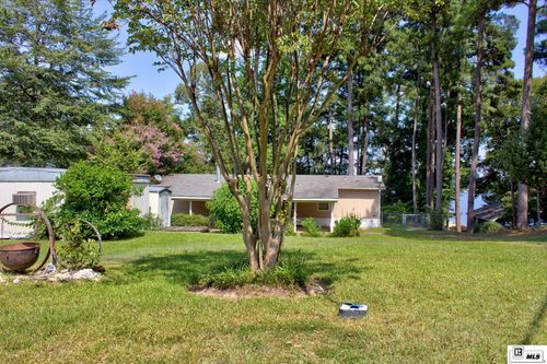 272 Dogwood Ln, Farmerville, LA, 71241-7640 | Card Image
