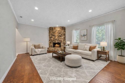 3020 Stonehenge Ln, Carrollton, TX, 75006-5212 | Card Image