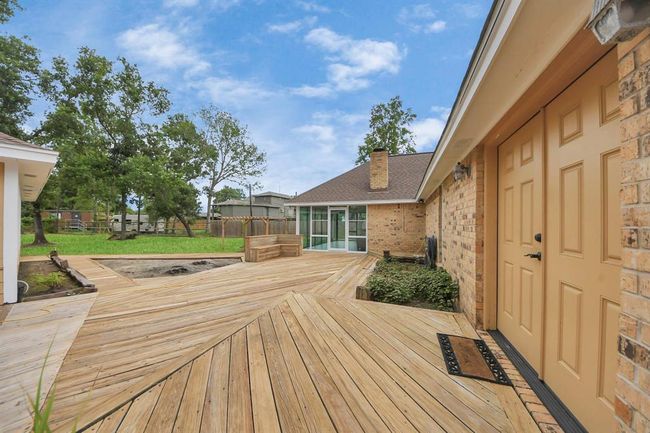 2514 Loganberry Circle, House other with 3 bedrooms, 2 bathrooms and 3 parking in Seabrook TX | Image 39