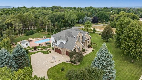 7341 Lone Cedar Ct, Sauk City, WI, 53583-9739 | Card Image